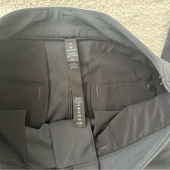 Men’s lululemon ABC Slim-Fit 5 Pocket Pant 34"L
Warpstreme - Picture 4 of 6